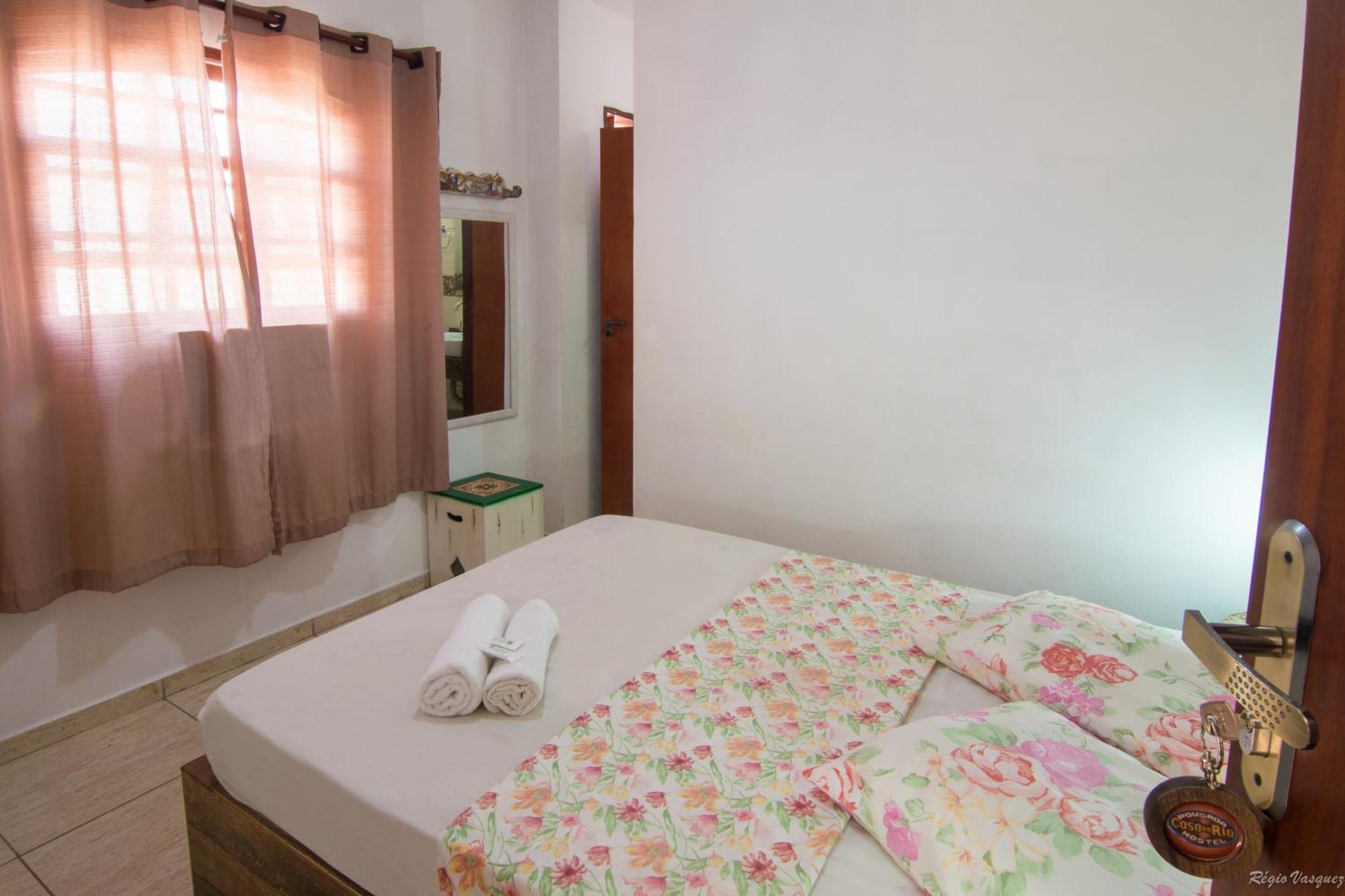 Pousada Casa Do Rio Hostel - 8 Min Do Centro Historico - Passeio De Barco Com Saida Da Pousada -Pago A Parte- Perto Das Praias E Beira Rio باراتي المظهر الخارجي الصورة